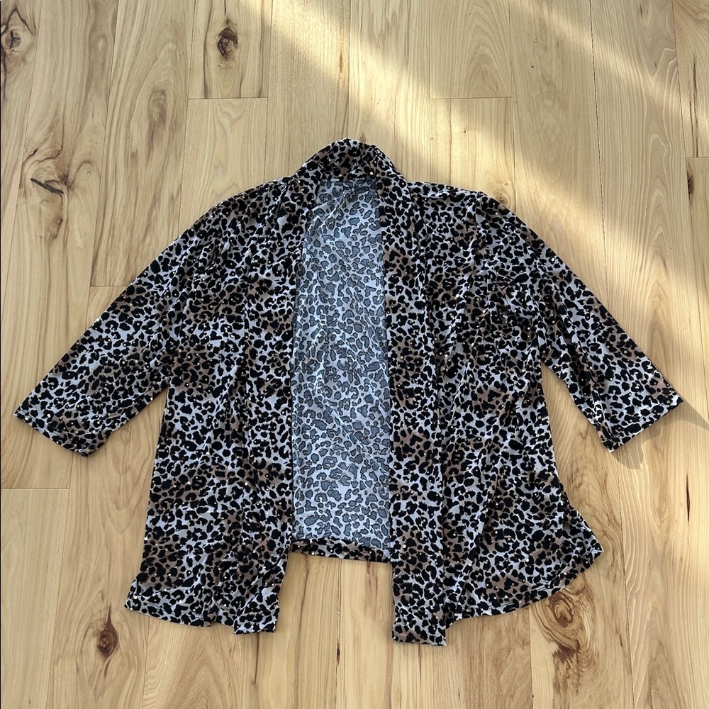 Cheetah Print Cardigan Shall Half Sleeve Size XL